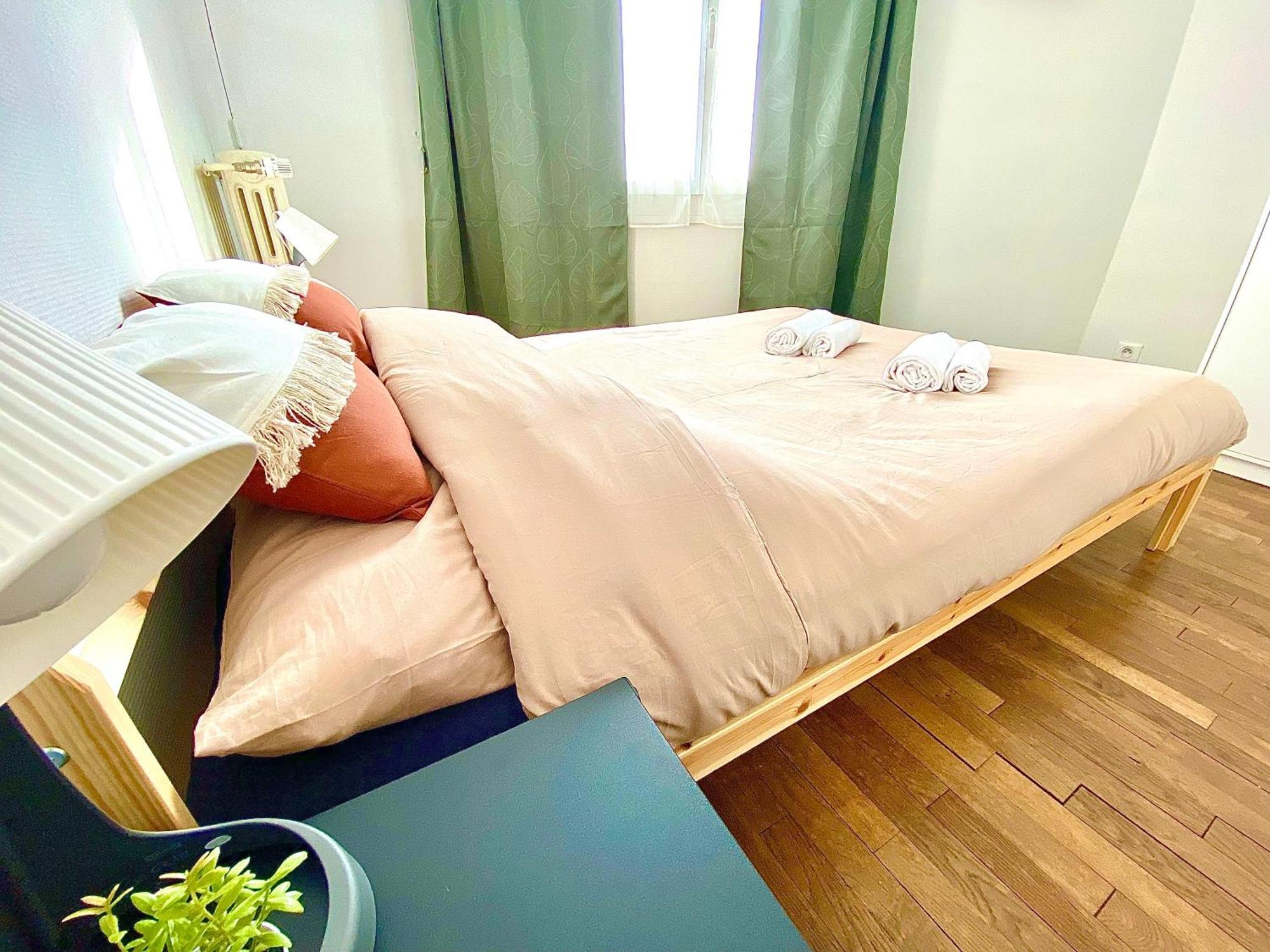 Le Chinchauvaud, Spacieux Avec Balcon Limoges Esterno foto